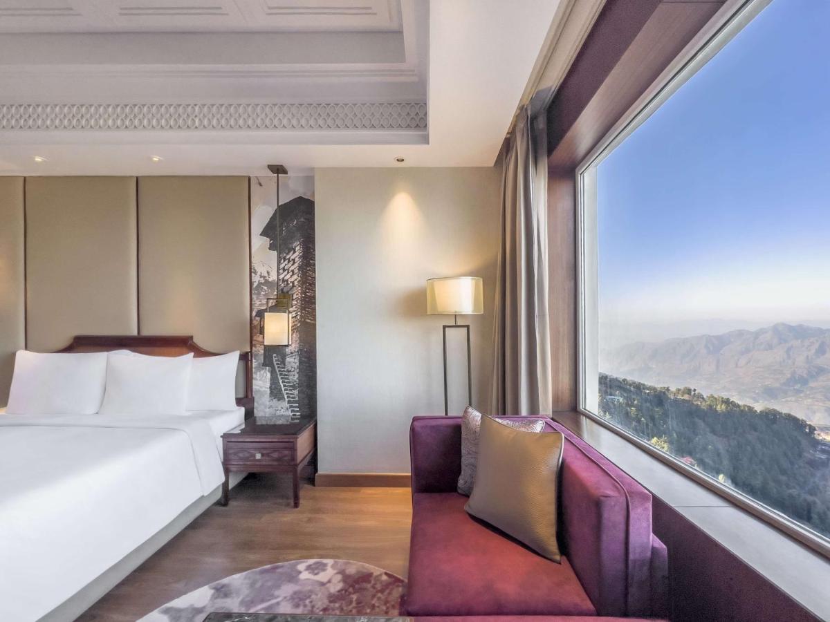 Radisson Kufri Shimla Exterior foto